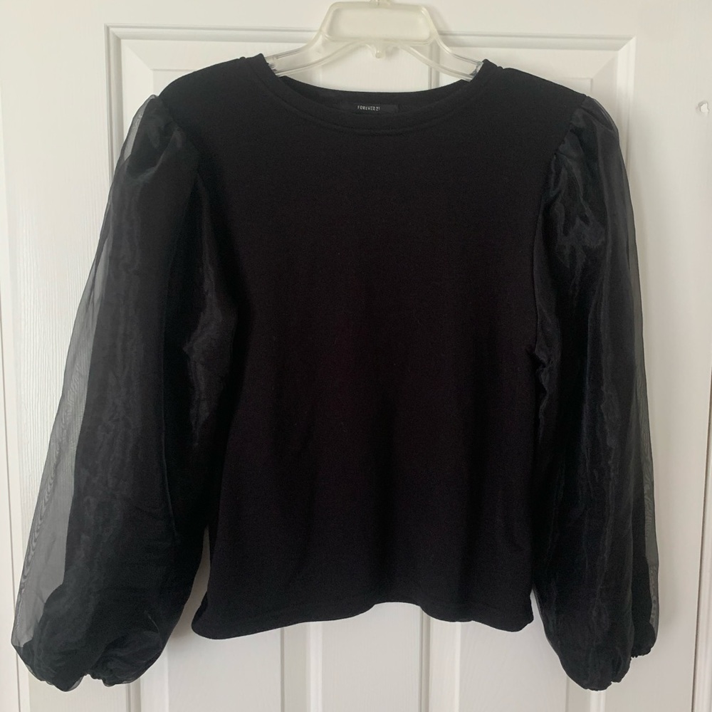 Puff sleeve black shirt